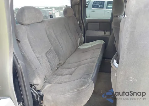 2005 Chevrolet Silverado 1500 Ls z USA, uszkodzony, nr VIN 2GCEC19T451394498